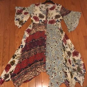 Umgee Mixed Floral Print Bell Sleeve Button Front Boho Western Maxi Dress Medium